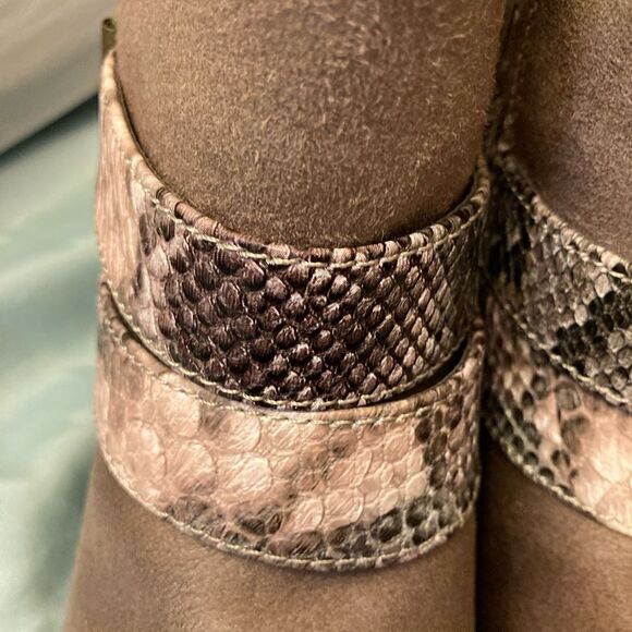 Sugar Tora Booties - NWT - Taupe / SZ 7.5 - Picture 4 of 7